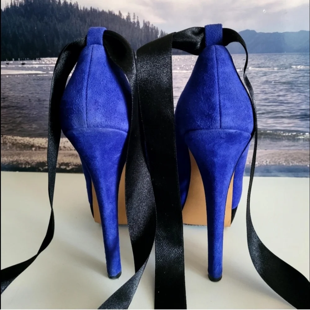 H By Halston Platform Heels